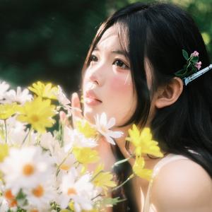 郁雁卉